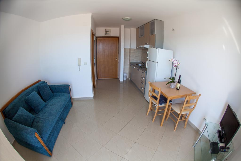 Apartments Charme Bečići Exterior photo