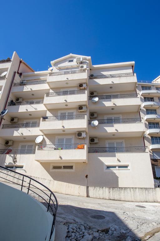 Apartments Charme Bečići Exterior photo
